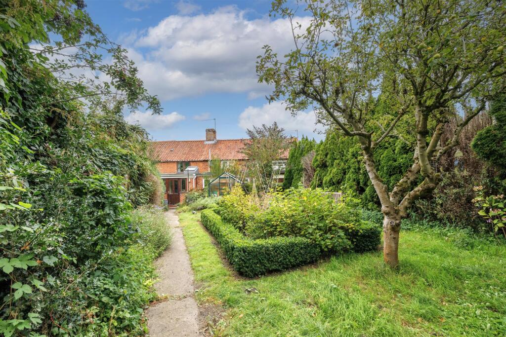 Main image of property: Beccles Road, Haddiscoe, Norwich
