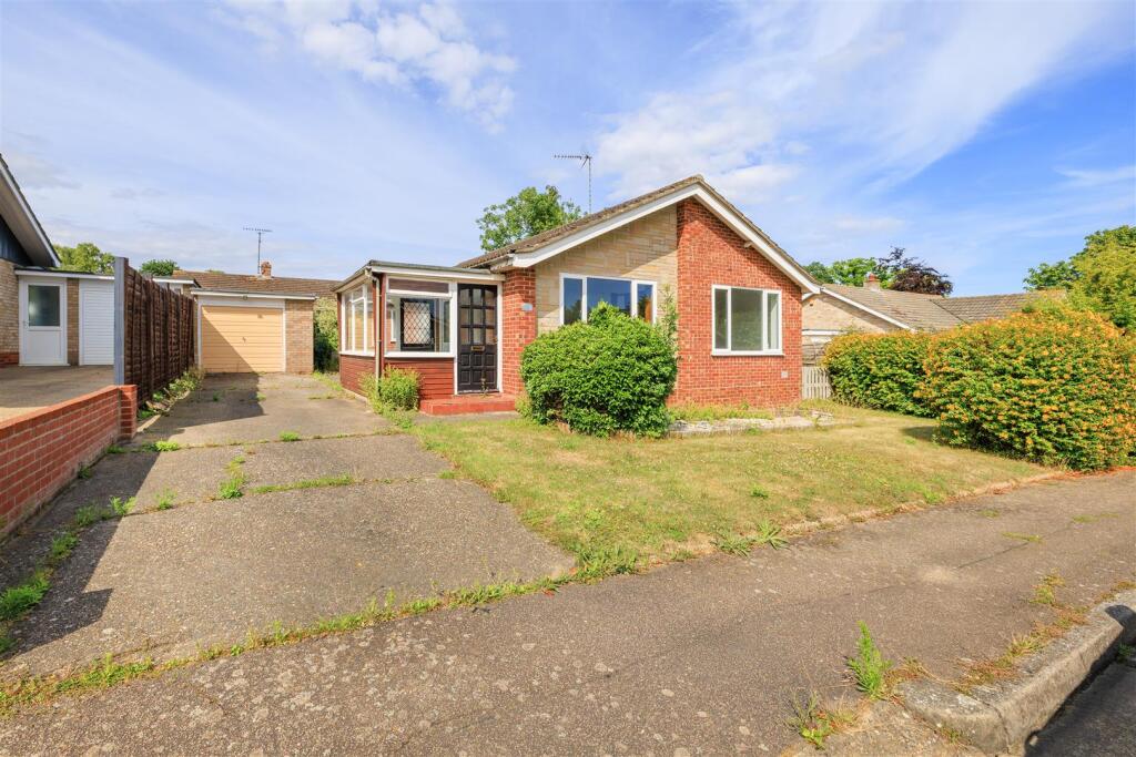 Main image of property: Warwick Avenue, Halesworth