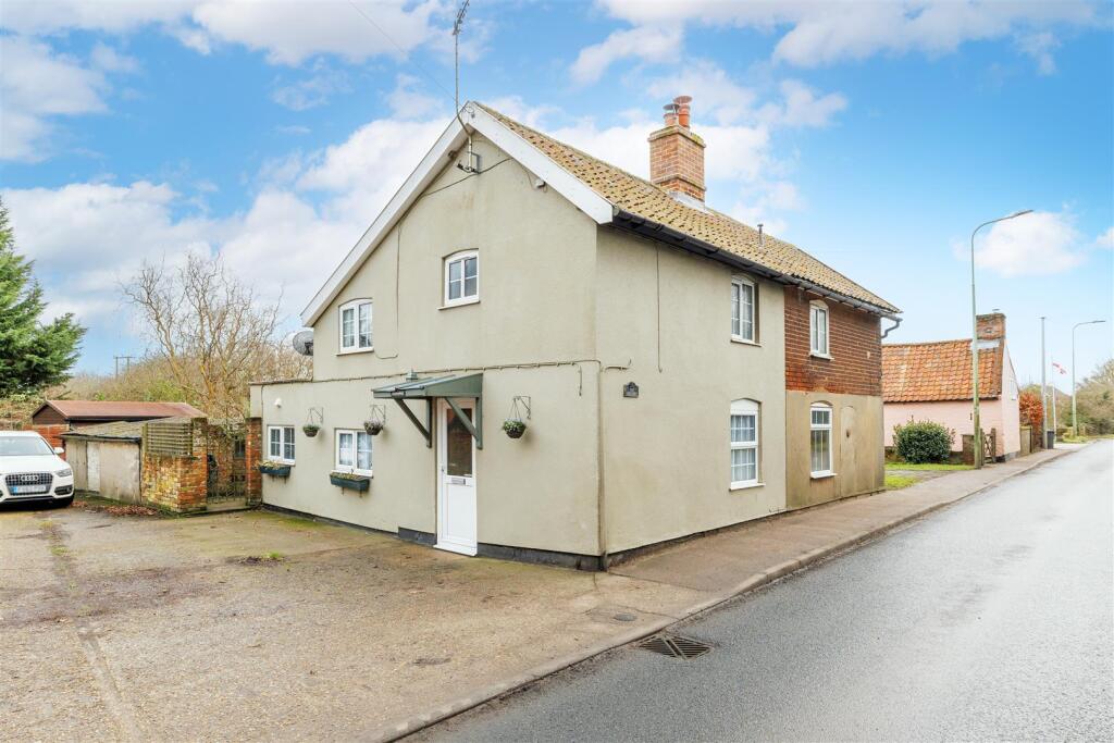 Main image of property: Norwich Road, Halesworth