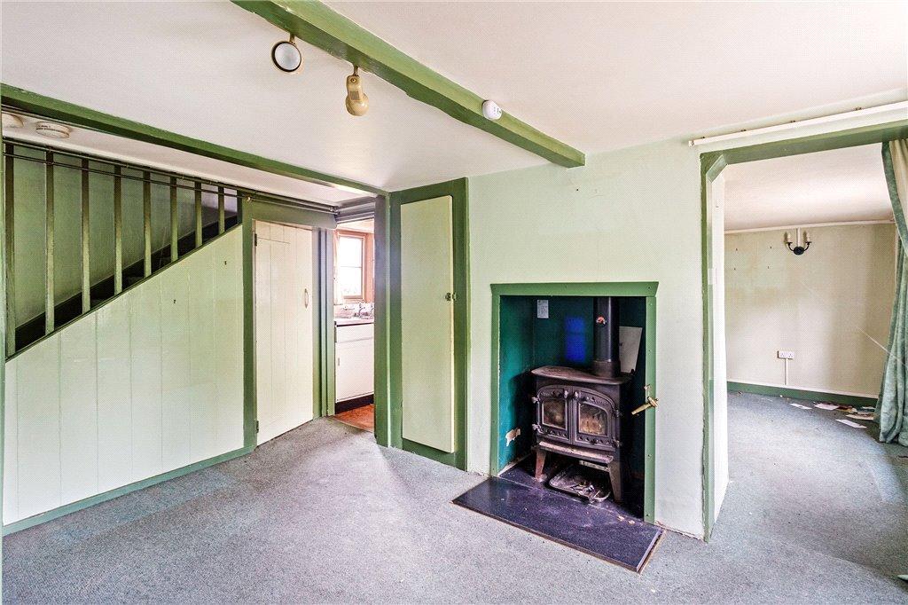2 bedroom semidetached house for sale in Old End, Padbury, Buckingham, MK18