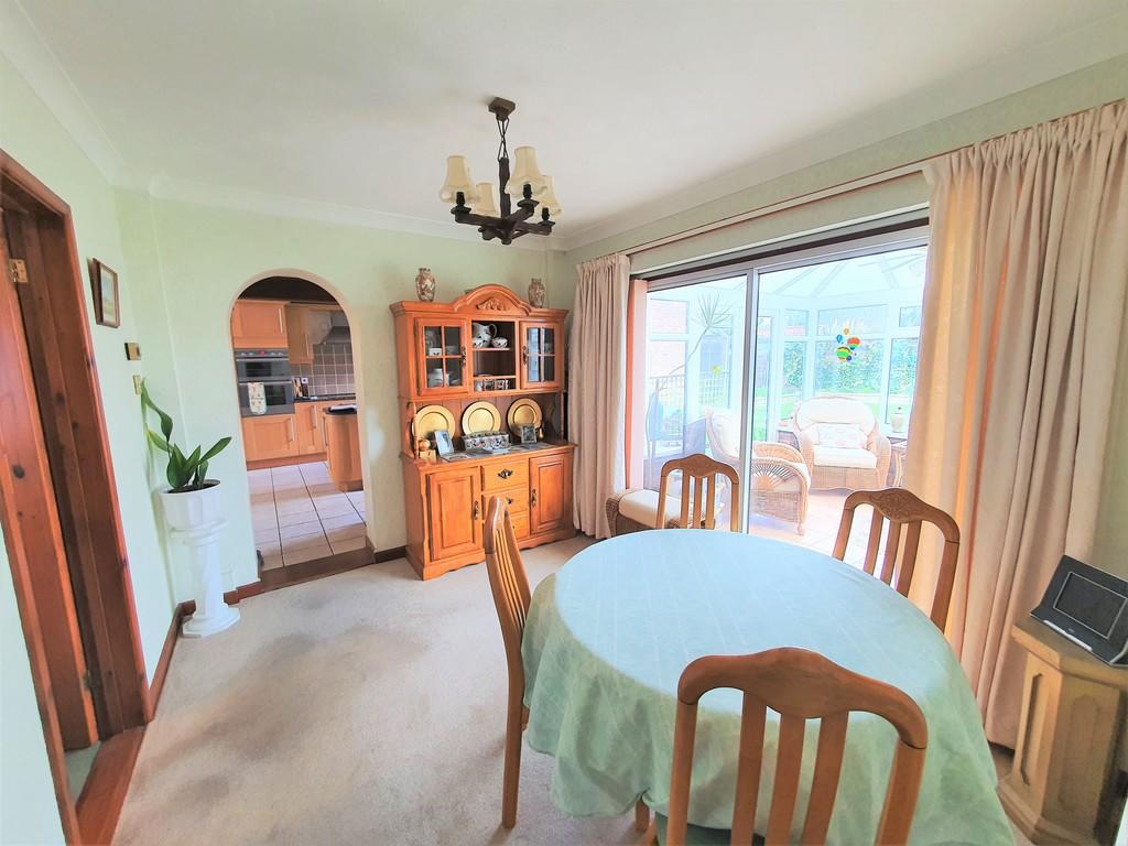 3 bedroom detached bungalow for sale in Burston Road, Shimpling, Diss, IP21