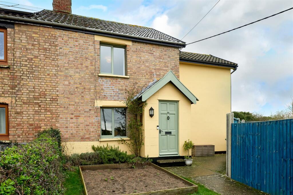 Main image of property: Tottington Lane, Roydon
