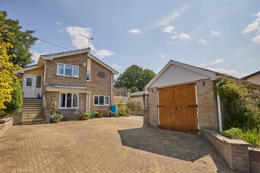 Main image of property: The Street, Rickinghall, Diss