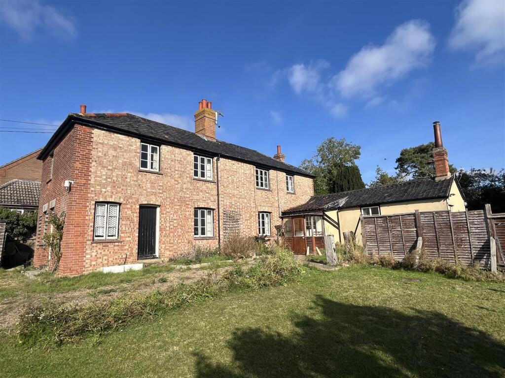 Main image of property: Crossing Road, Palgrave, Diss