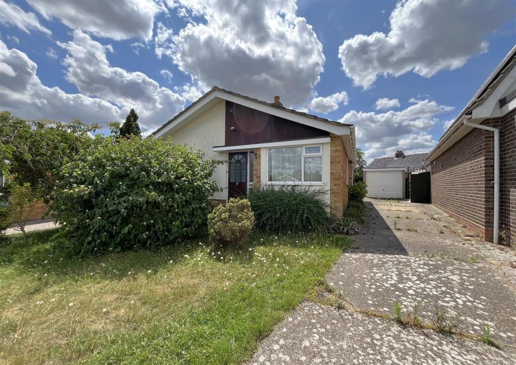 Main image of property: Pound Close, Harleston