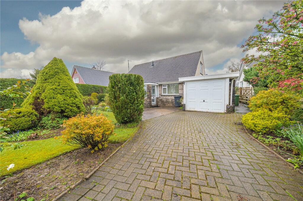 3 bedroom bungalow for sale in Abbey Drive, Natland, Kendal, Cumbria, LA9