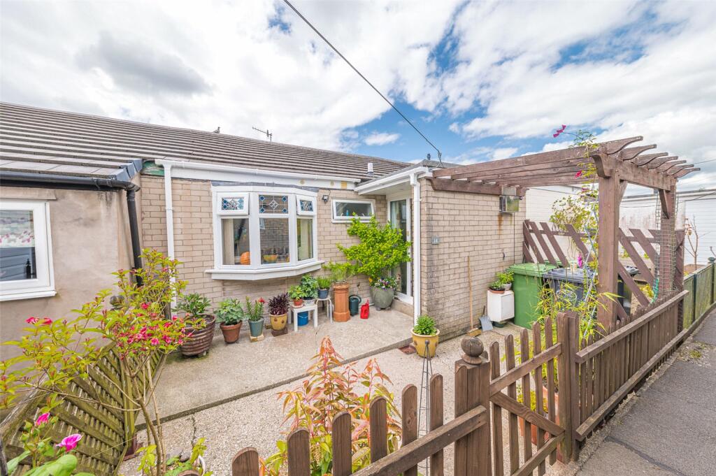 2 bedroom terraced house for sale in Larch Grove, Kendal, LA9