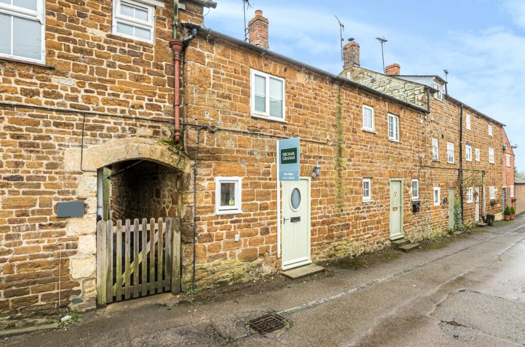 1 bedroom cottage for sale in Old School Lane, Blakesley, Towcester