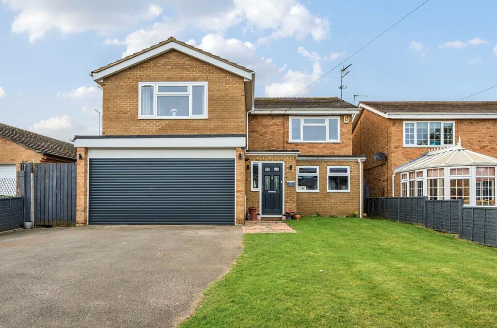 5 bedroom detached house for sale in Watery Lane, Nether Heyford