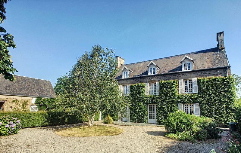 6 bedroom house for sale in Normandy, Manche, Domjean, France