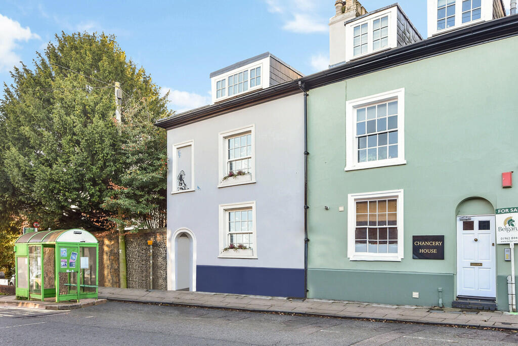 1 bedroom apartment for sale in Upper High Street, Winchester, SO23