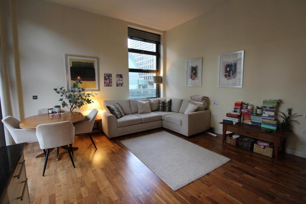Main image of property: Discovery Dock West, Canary Wharf