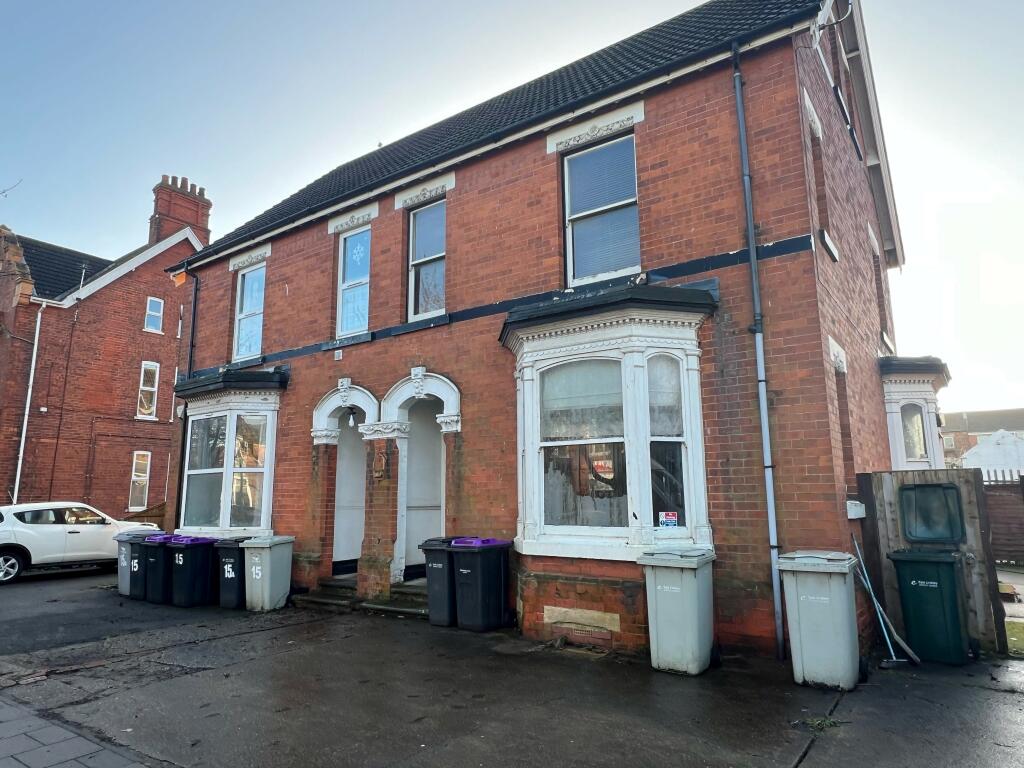 Commercial property for rent in Algitha Road, Skegness, PE25