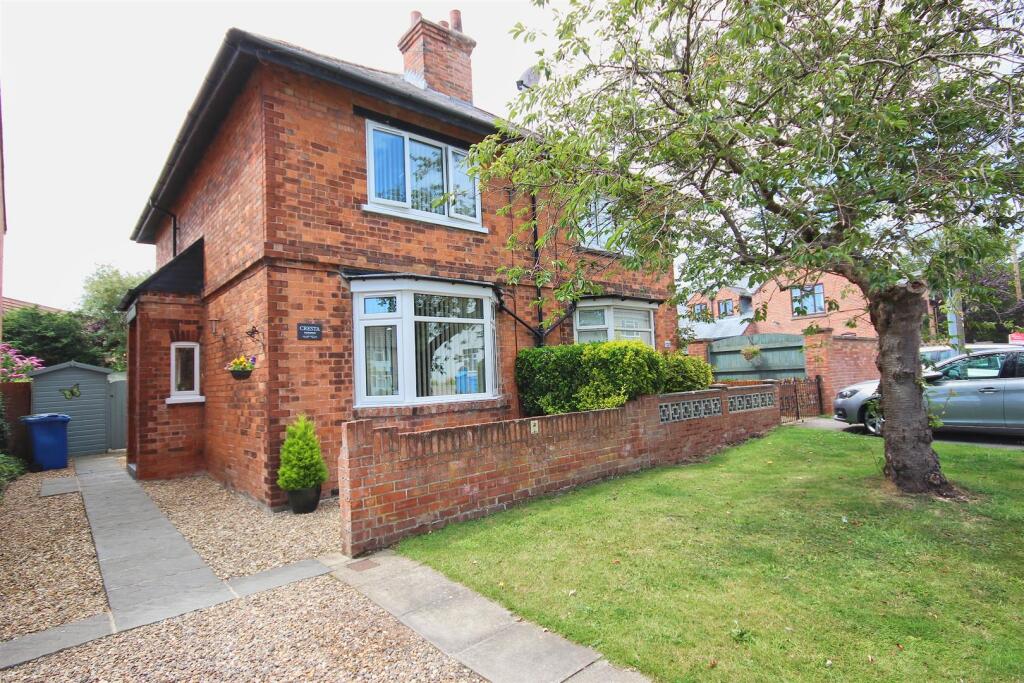 Main image of property: Mereside, Hornsea
