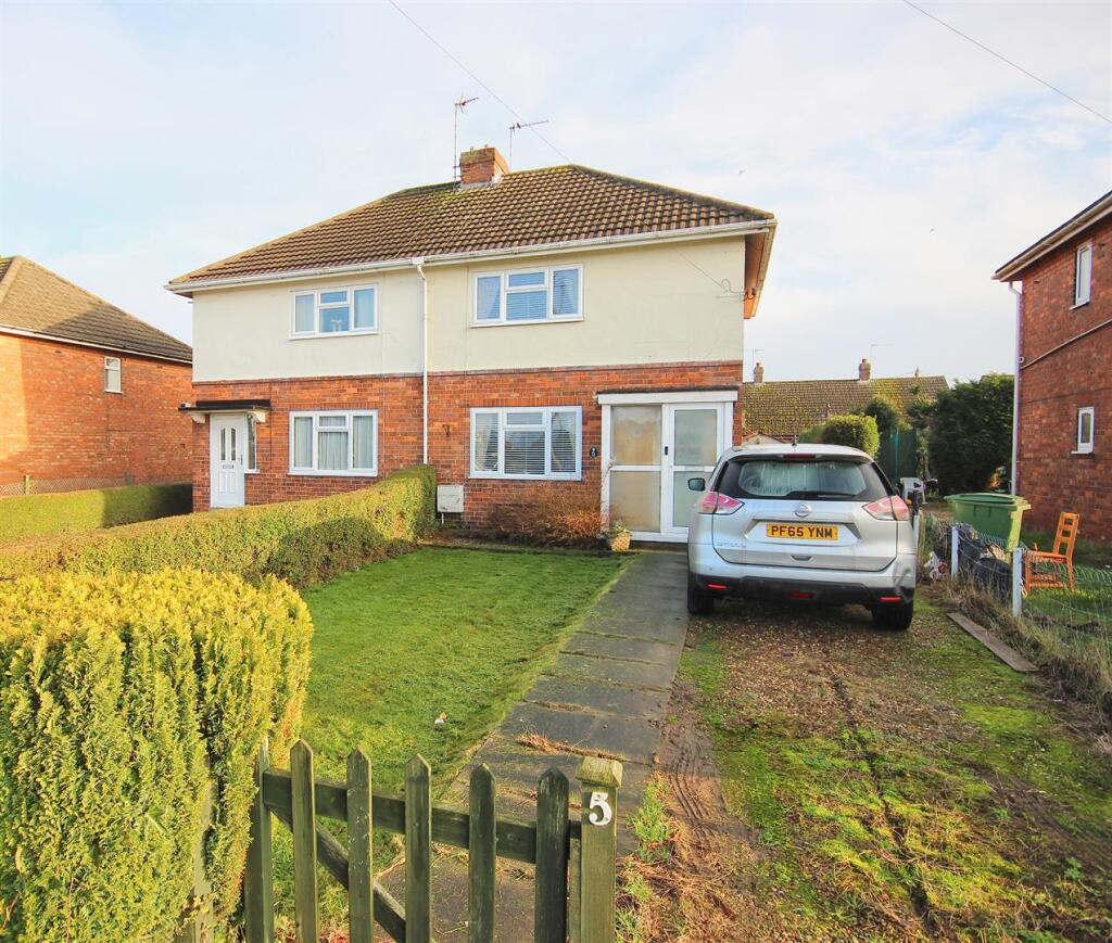 Main image of property: Shaftesbury Villas, Skirlaugh