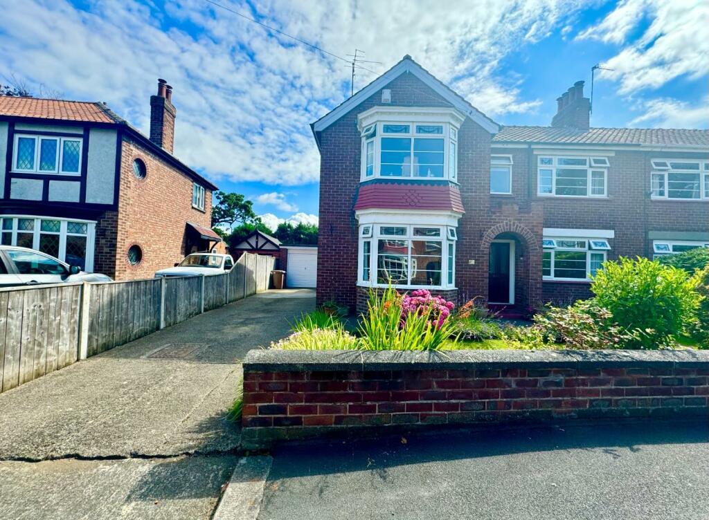 4 bedroom semidetached house for sale in Bewley Grove, Middlesbrough, TS5