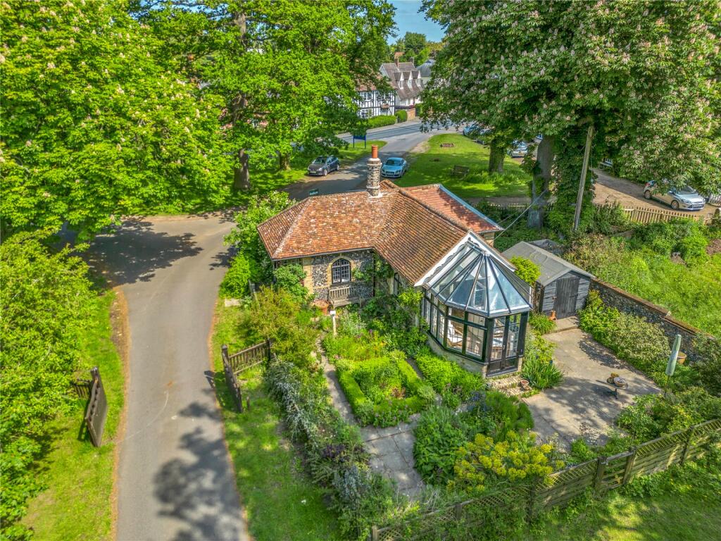 1 bedroom detached house for sale in Stoke By Clare, Suffolk, CO10