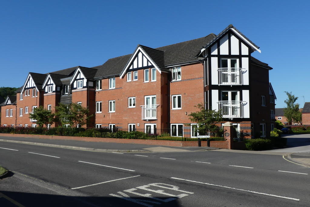 1 bedroom apartment for sale in Chatsworth Court, Park View, Ashbourne, DE6