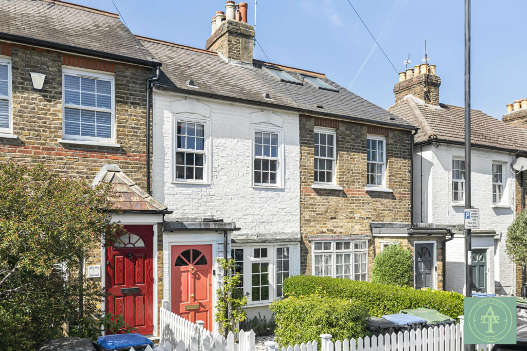 Main image of property: Chelmsford Road, London, N14