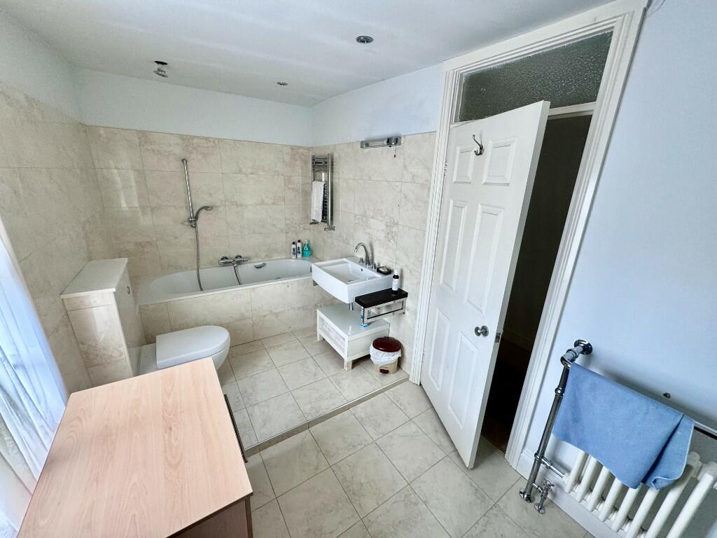 Additional property image - Brook Street, Warwick, Warwickshire, CV34