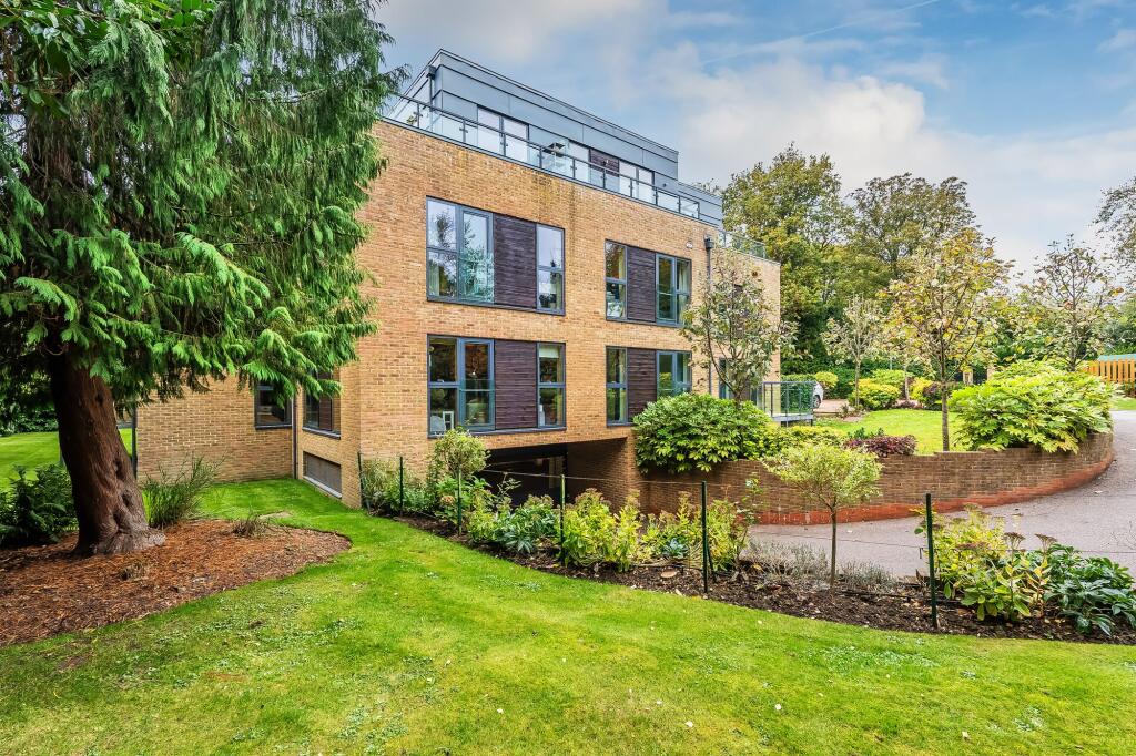 Main image of property: Pembury Road, Tunbridge Wells, TN2