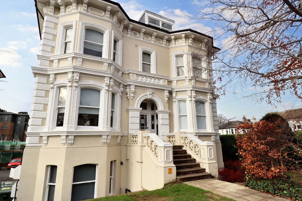 Main image of property: Upper Grosvenor Road, Grosvenor Court, TN1