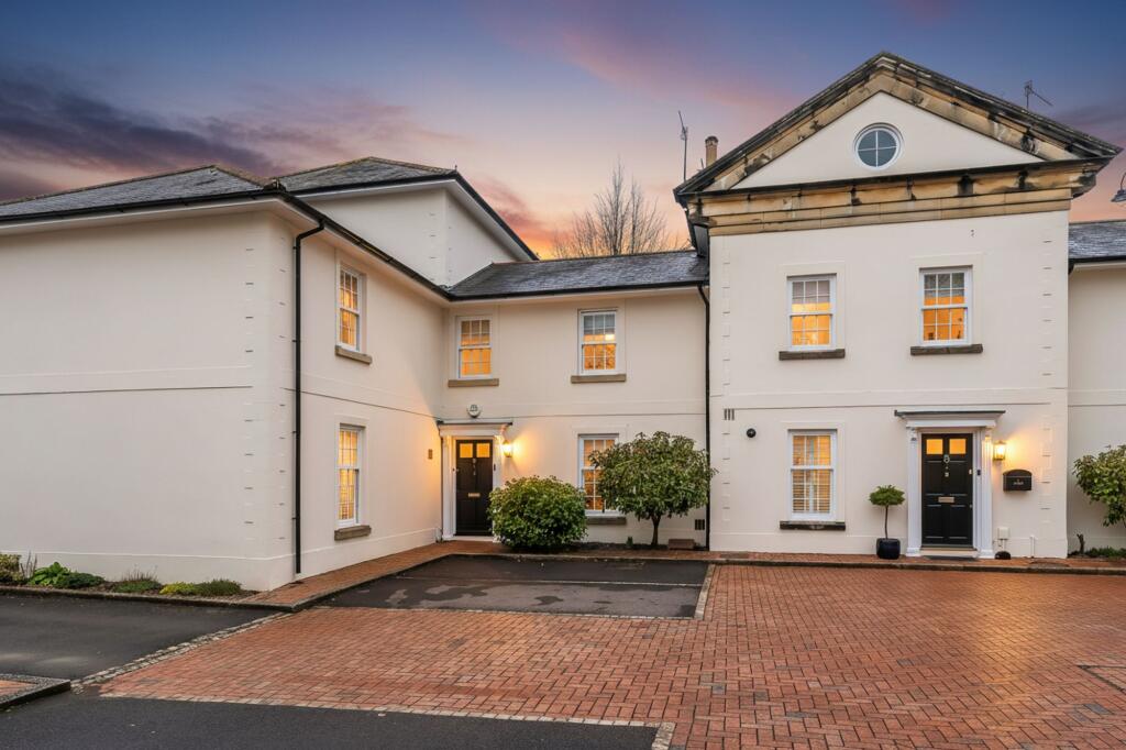 Main image of property: Lanthorne Mews, Tunbridge Wells, TN1