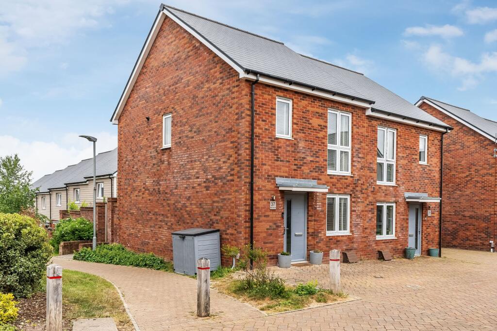 Main image of property: High Tree Lane, Tunbridge Wells, TN2