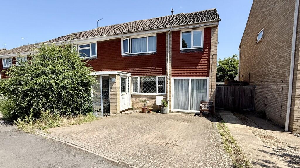 Main image of property: Faugere Close, Brackley