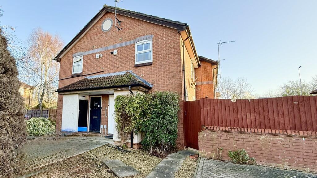 Main image of property: Canterbury Close, Banbury