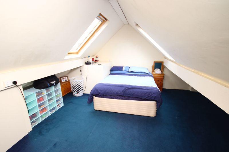 5 bedroom flat for sale in Caroline Road, Llandudno, LL30