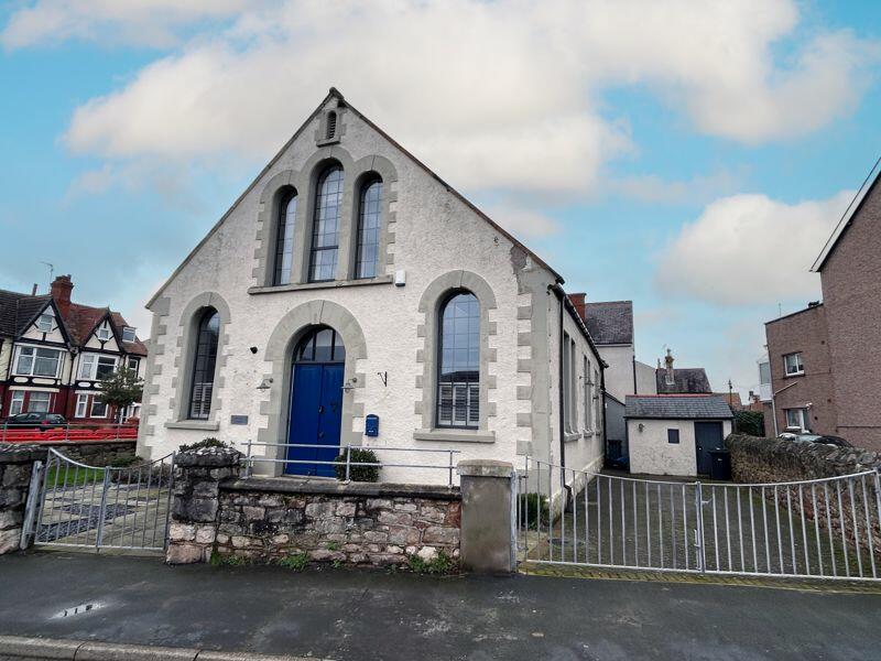 3 bedroom detached house for sale in Mostyn Avenue, Craig Y Don, LL30