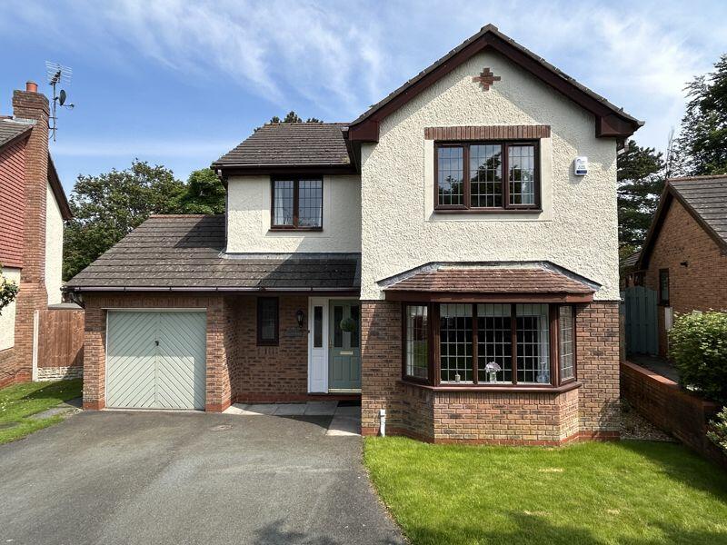 4 bedroom detached house for sale in Rhodfa Sychnant, Conwy, LL32