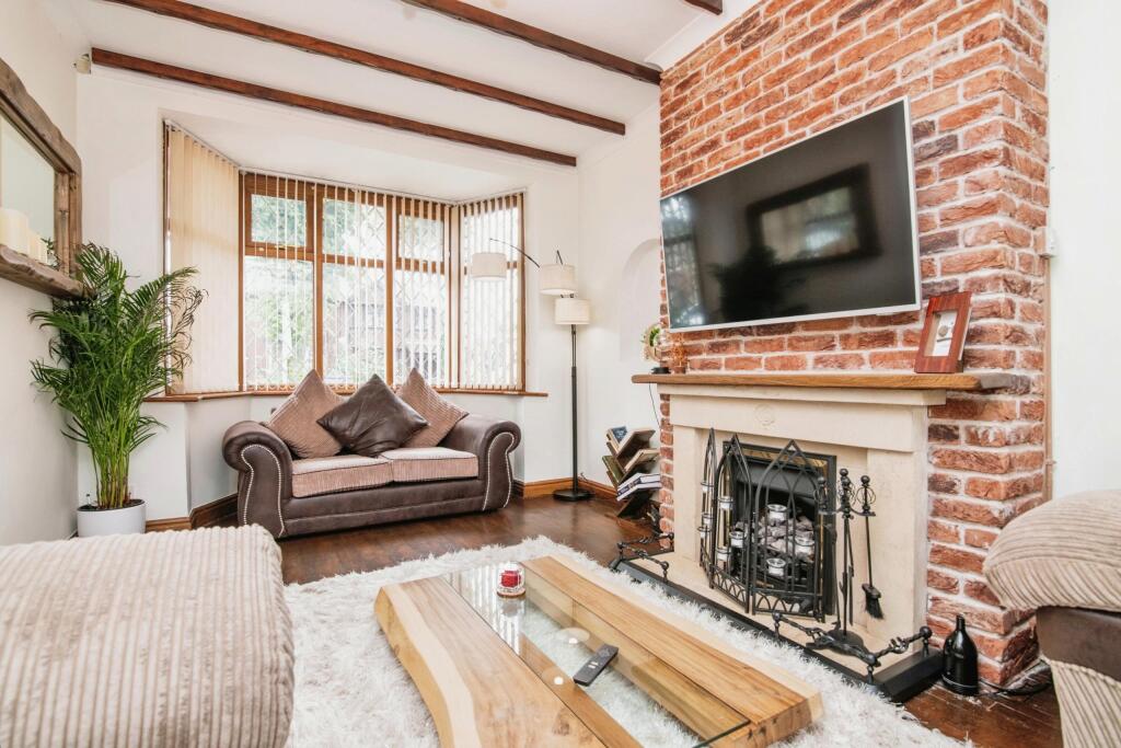Additional property image - Kiniths Way, West Bromwich, B71