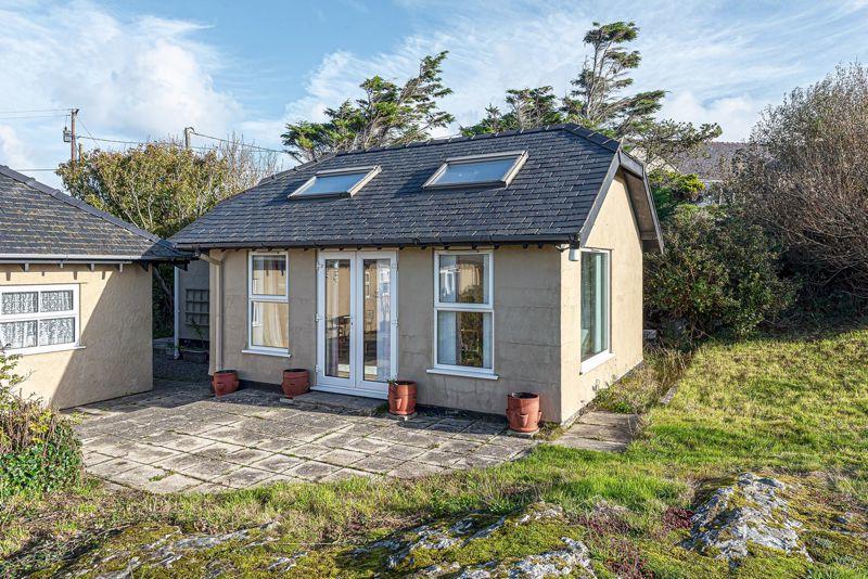 5 bedroom detached house for sale in Mill Road, Holyhead, LL65
