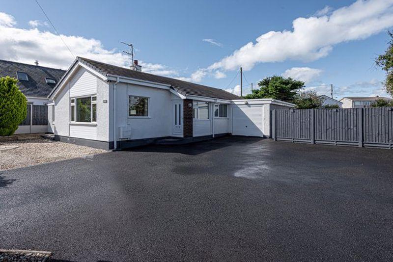 3 bedroom detached bungalow for sale in Lon Crecrist, Trearddur Bay , LL65