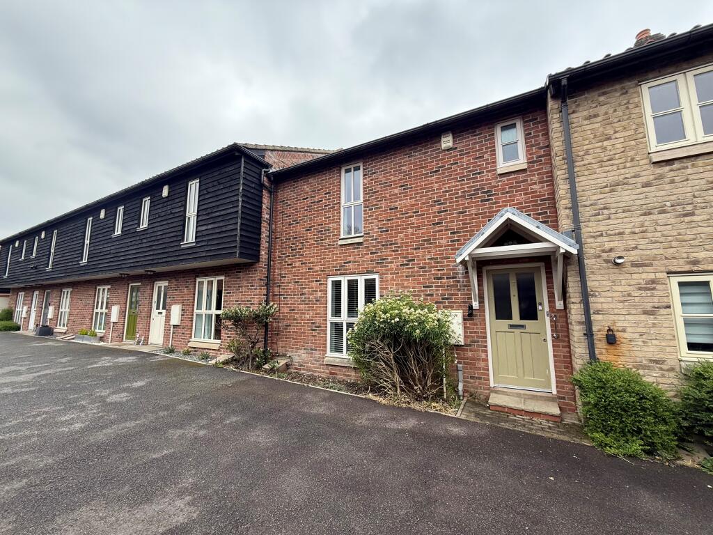 Main image of property: St Edmundsbury Mew, Bury St Edmunds