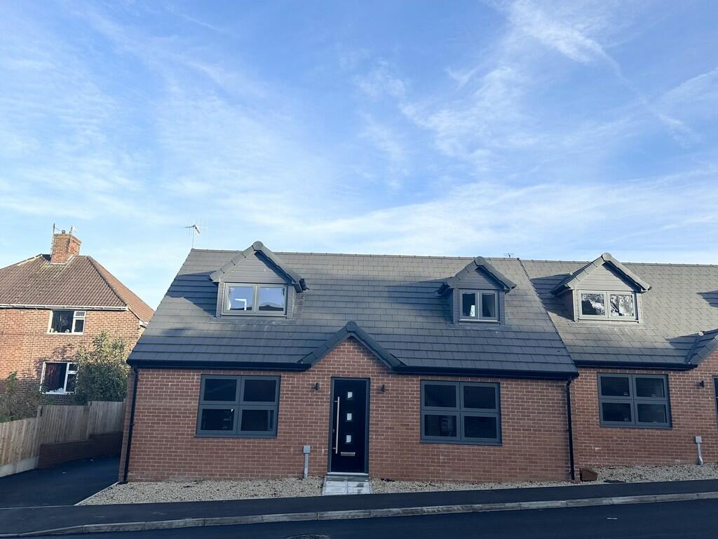 3 bedroom semidetached house for sale in Wanless Lane, Hexham, NE46