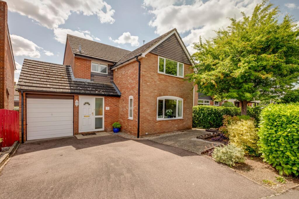 Main image of property: Old Windmill Way, Long Crendon, HP18