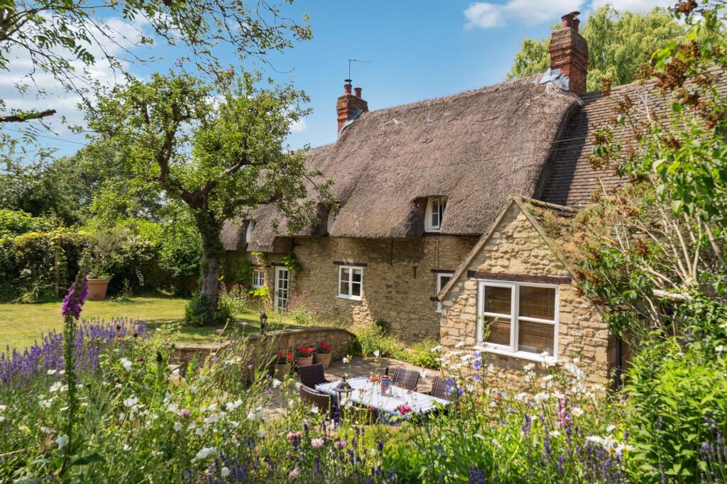 Main image of property: Haseley Road, Little Milton, OX44