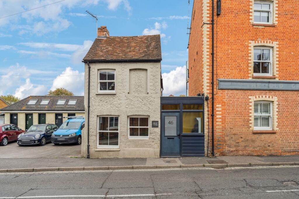 Main image of property: Thame, OX9