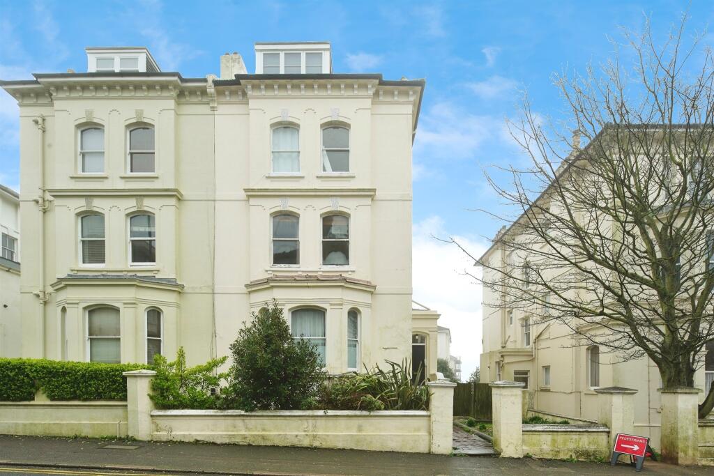 2 bedroom apartment for sale in Dyke Road, Brighton, BN1