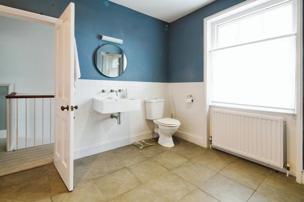 Additional property image - Hampton Place, Brighton