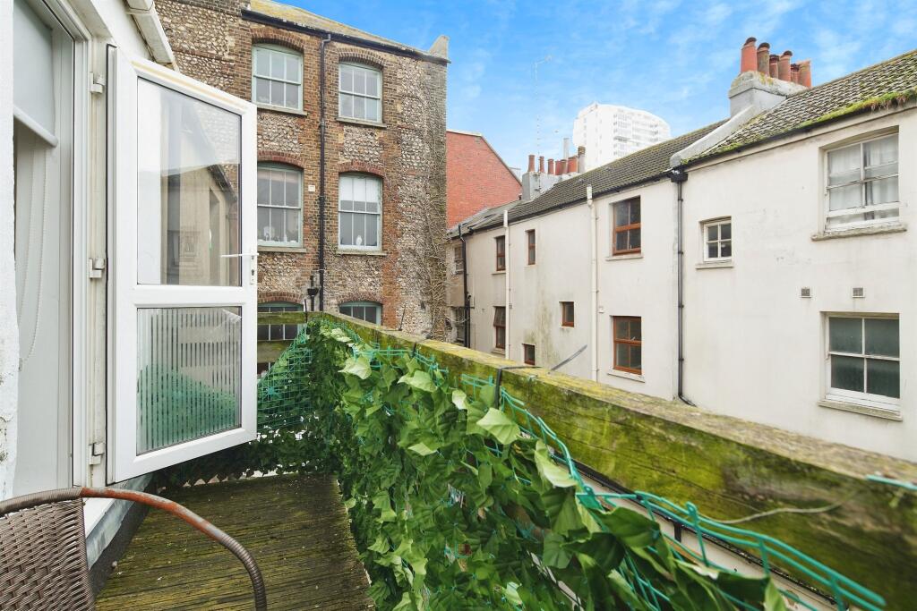 Additional property image - Stone Street, Brighton