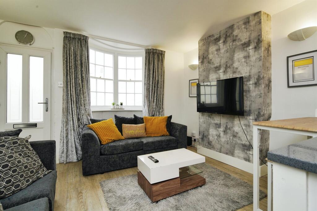 Additional property image - Stone Street, Brighton