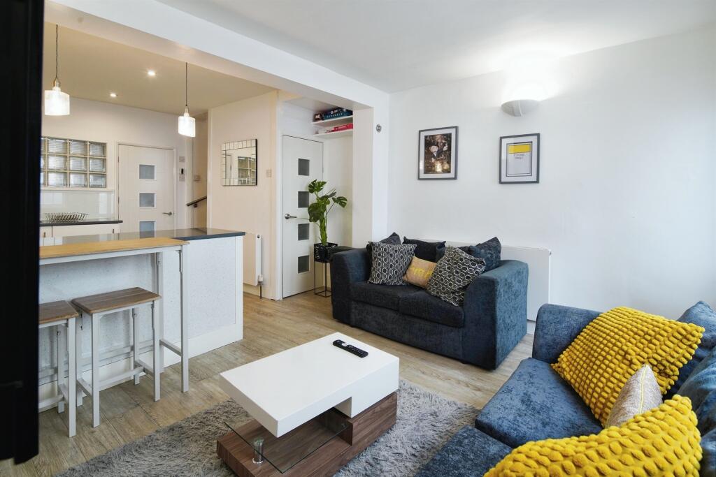 Additional property image - Stone Street, Brighton