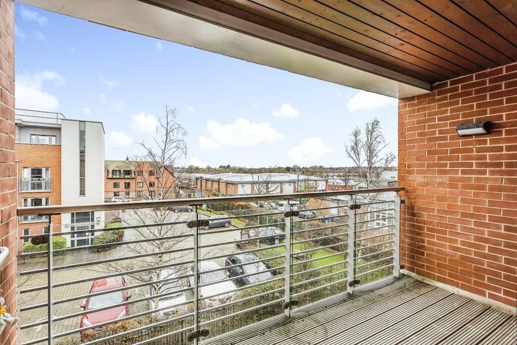 2 bedroom retirement property for sale in The Brow, Burgess Hill, RH15