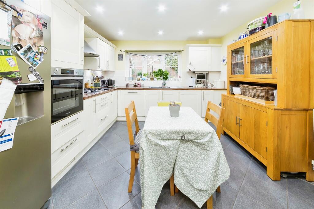 Additional property image - Oak Tree Drive, Hassocks