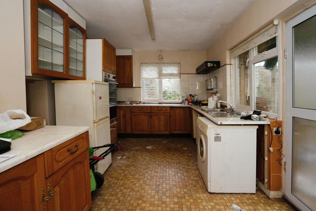 Additional property image - Orchard Way, Hurstpierpoint, Hassocks