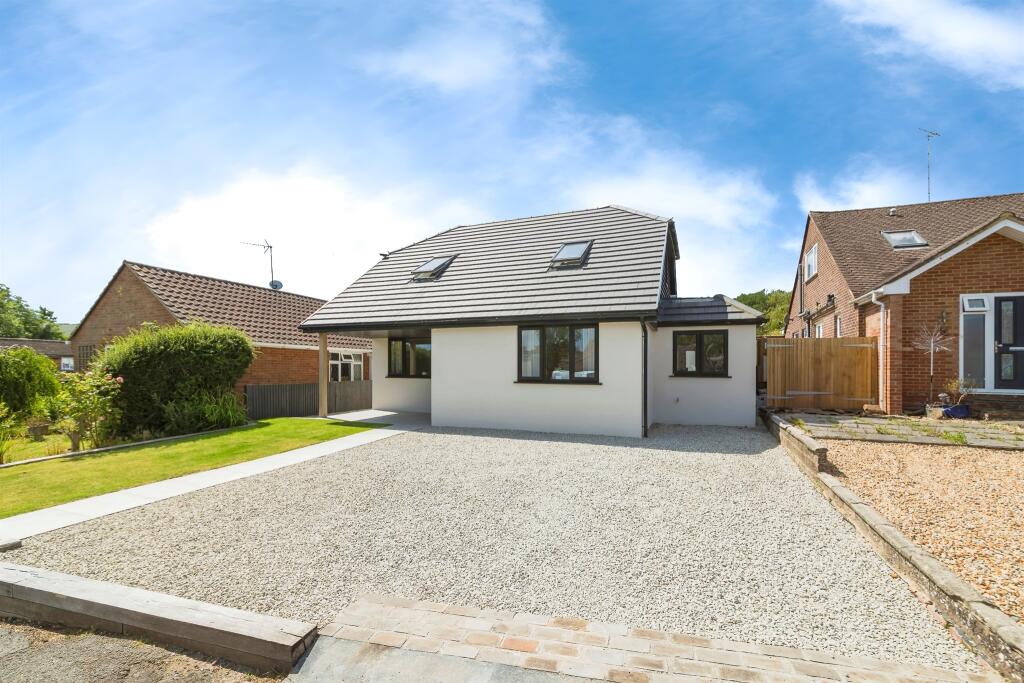 Main image of property: Lagwood Close, Hassocks